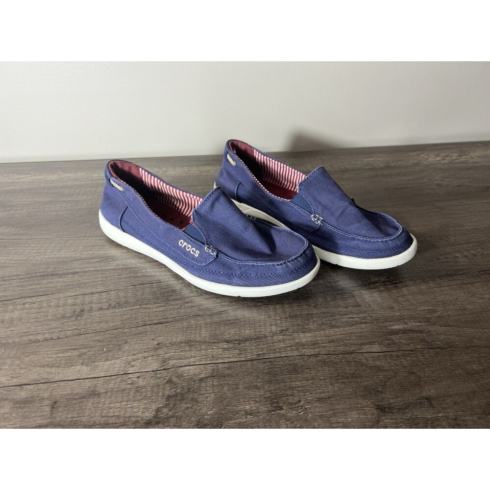 CROCs women size 9 Blue  Canvas Slip-On LOAFER BOAT SHOES